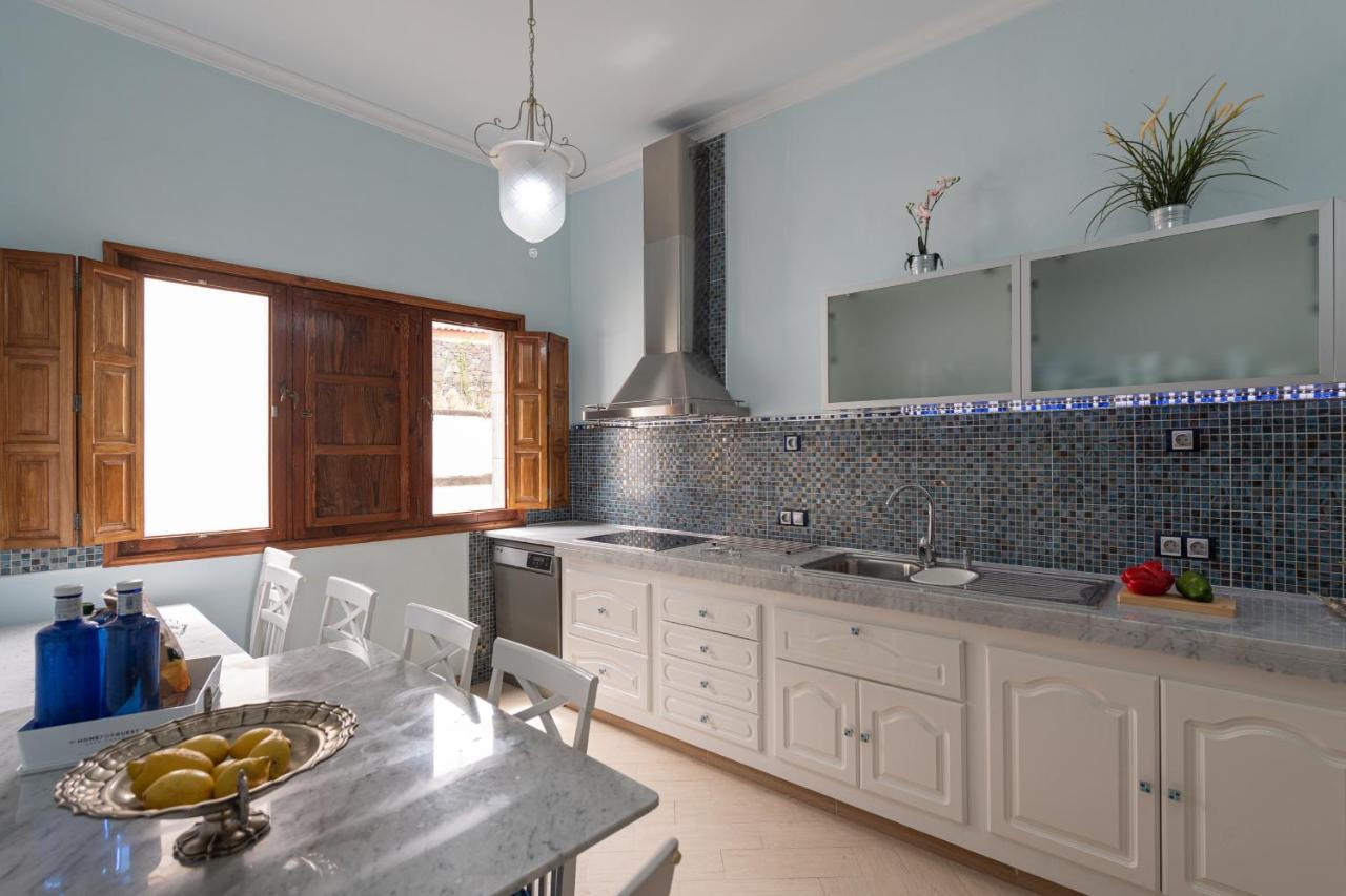 Homeforguest New Duplex With Rooftop Next To Arucas Cathedral Buitenkant foto