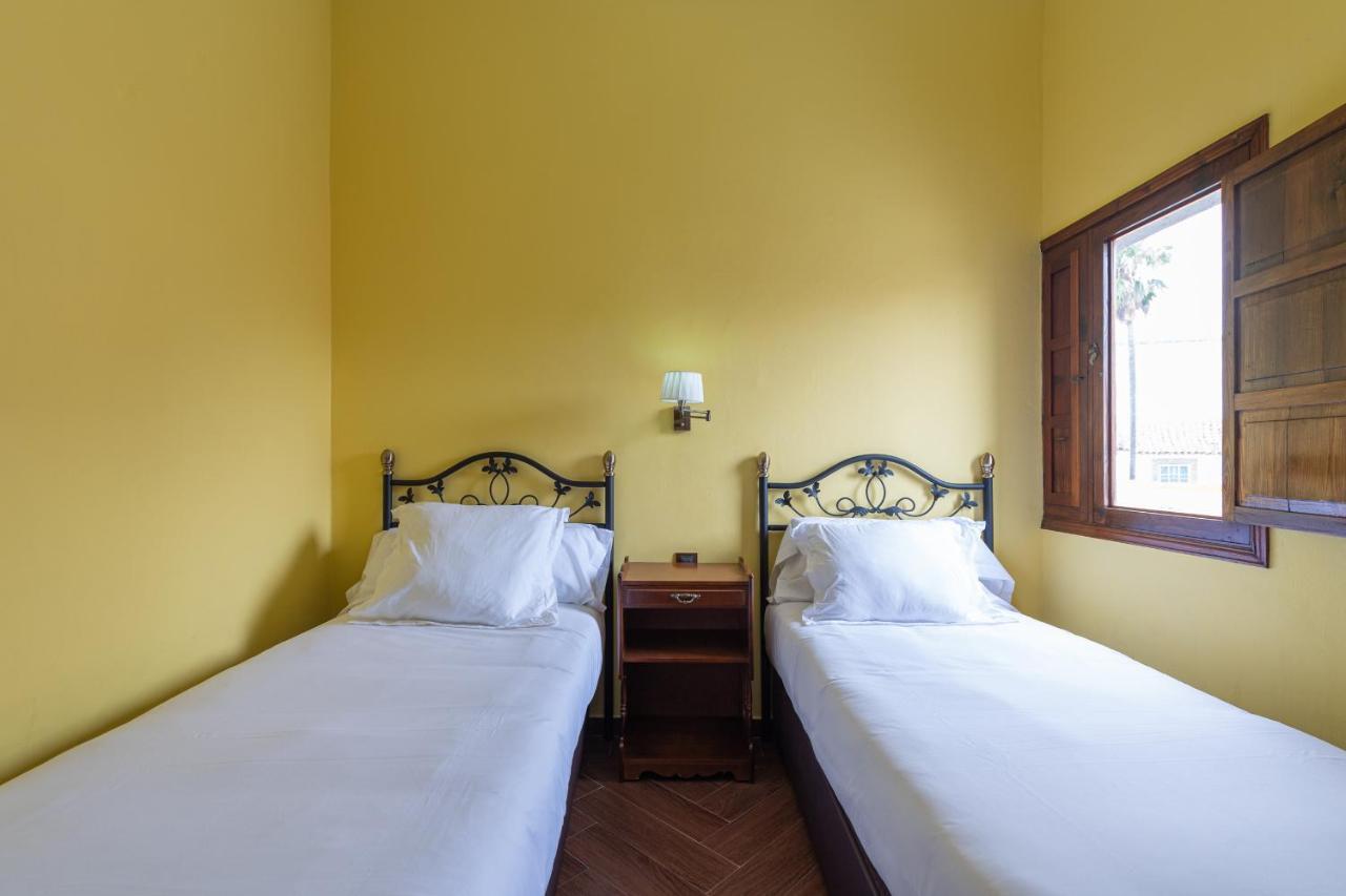 Homeforguest New Duplex With Rooftop Next To Arucas Cathedral Buitenkant foto