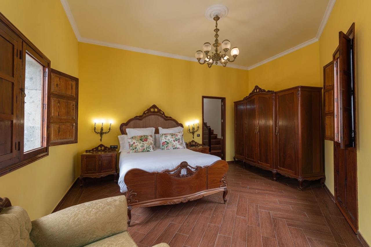 Homeforguest New Duplex With Rooftop Next To Arucas Cathedral Buitenkant foto