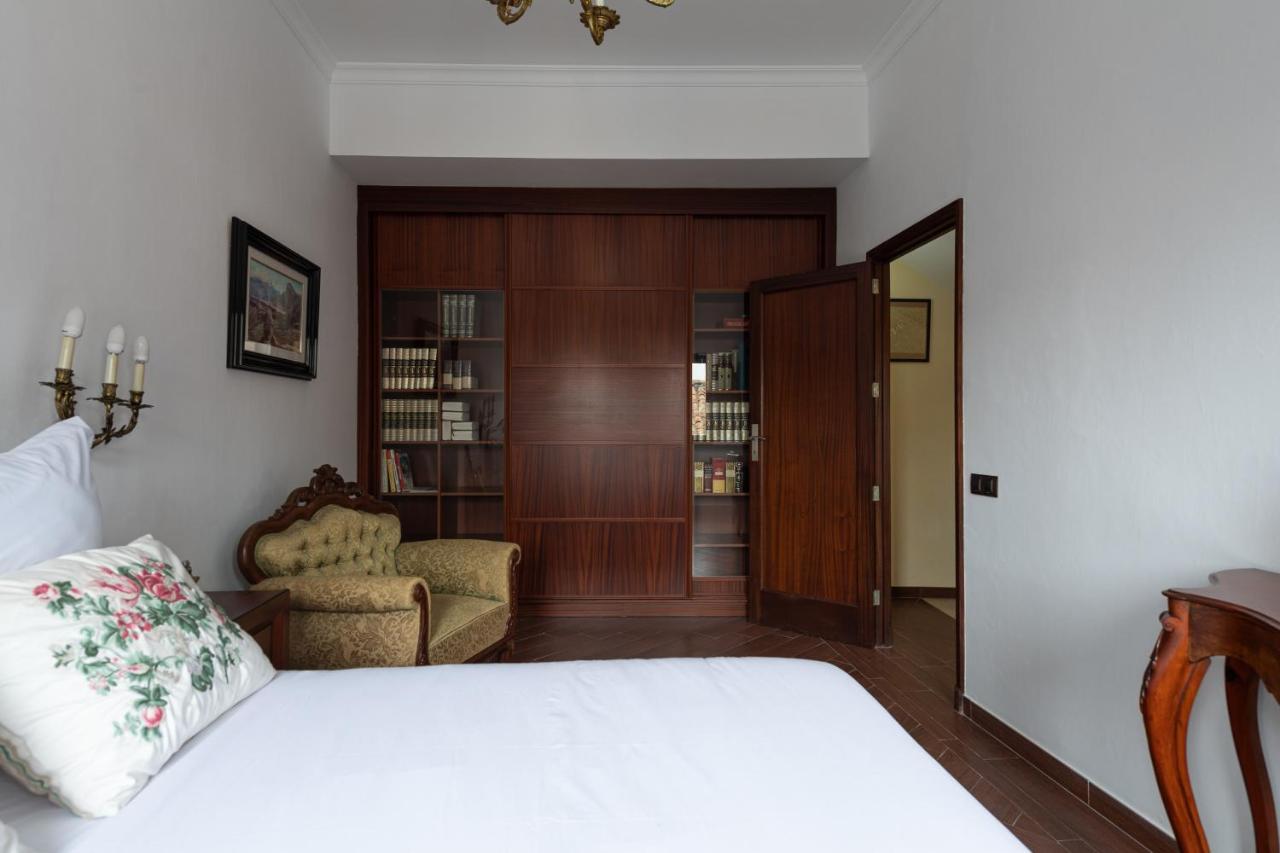 Homeforguest New Duplex With Rooftop Next To Arucas Cathedral Buitenkant foto